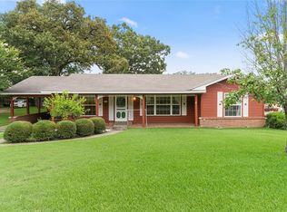 800 Main St W, Mount Vernon, TX 75457