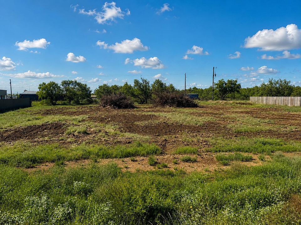 2nd image of 1329 Stone Ledge Ln #30