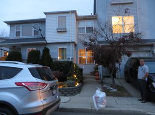 31 Lorraine Loop, Staten Island, NY 10309