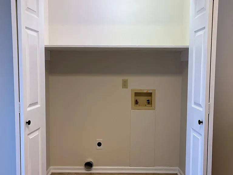 212 Davidson St — Photo 13