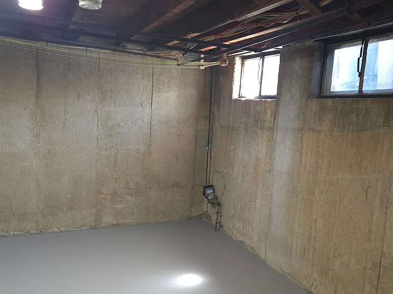 356 Krams Ave — Photo 15
