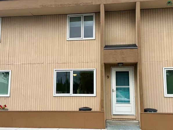 5004 Dartmouth Dr, Fairbanks, AK 99709