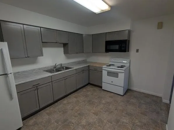 1822 Sunnyside Dr APT 2, Kalamazoo, MI 49048