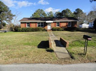 304 W North St, Elm City, NC 27822