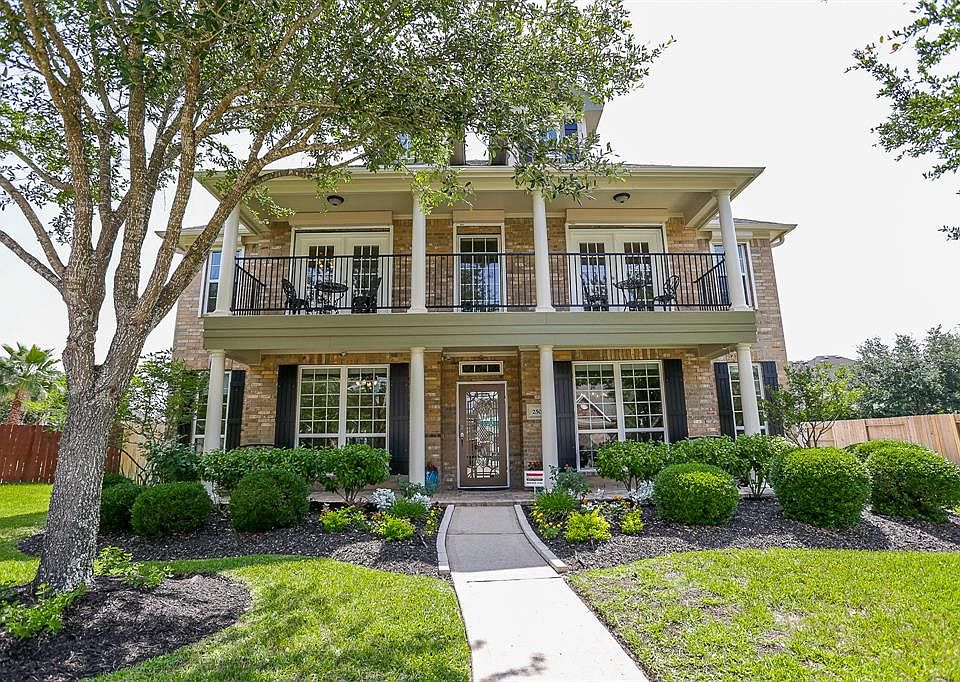 1st image of 2505 Sparkling Brook Ct