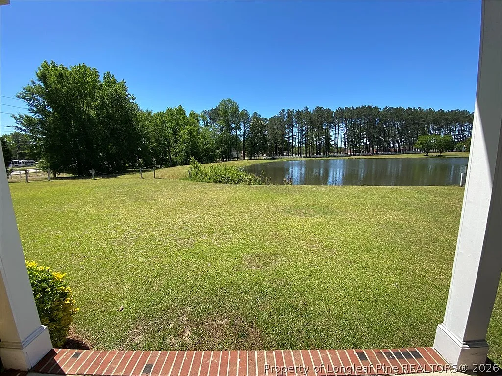 3 bed, 3.0 bath, 2167 sqft, $1,795 — Photo 4