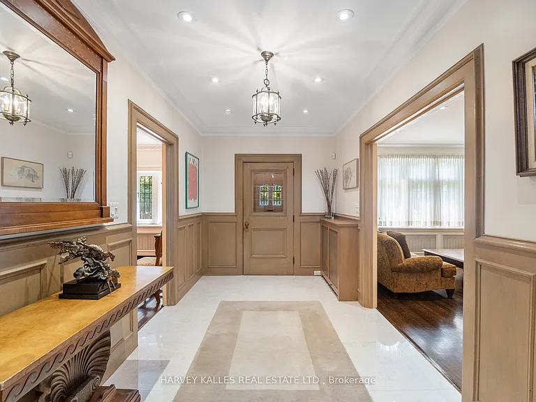 14 Dewbourne Ave — Photo 3