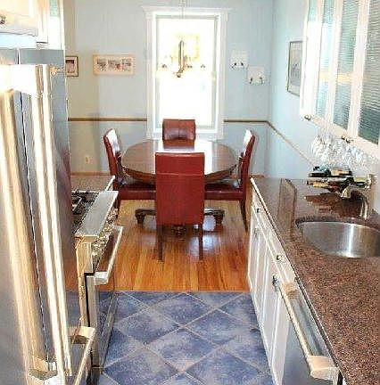 2nd image of 560 W Broadway APT 4J
