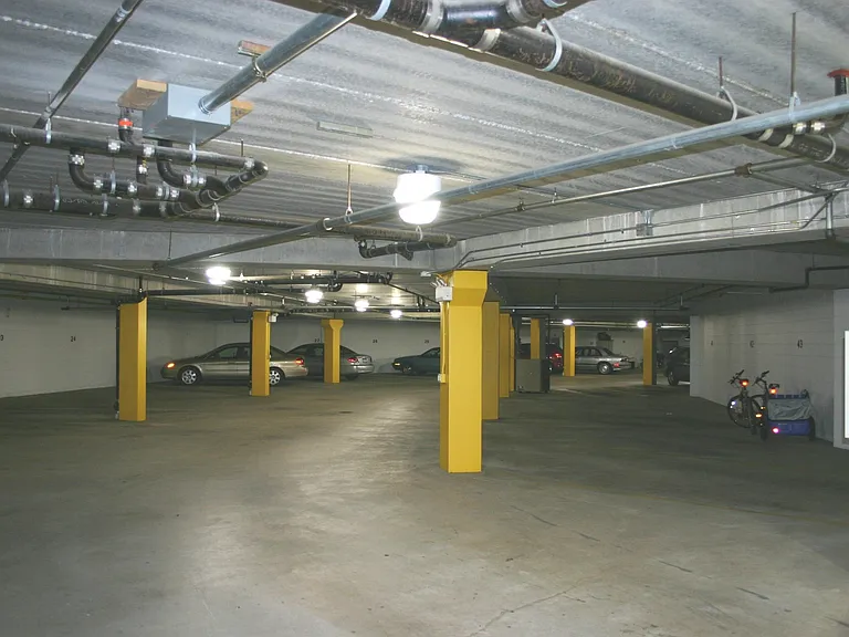 Central Square Apartments — Photo 20