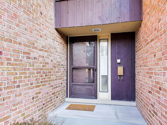 2nd image of 1836 Wildberry Dr Unit B