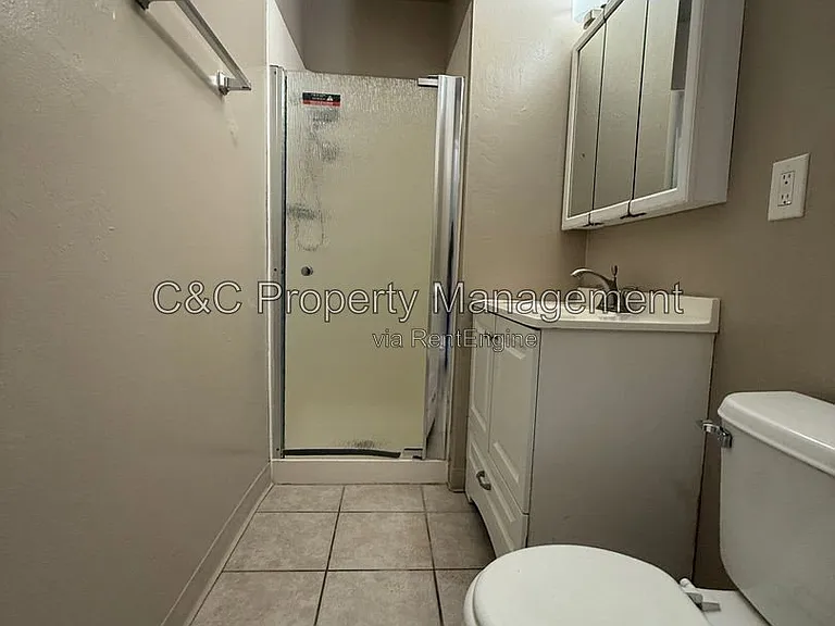 803 Laurel St #8 — Photo 5