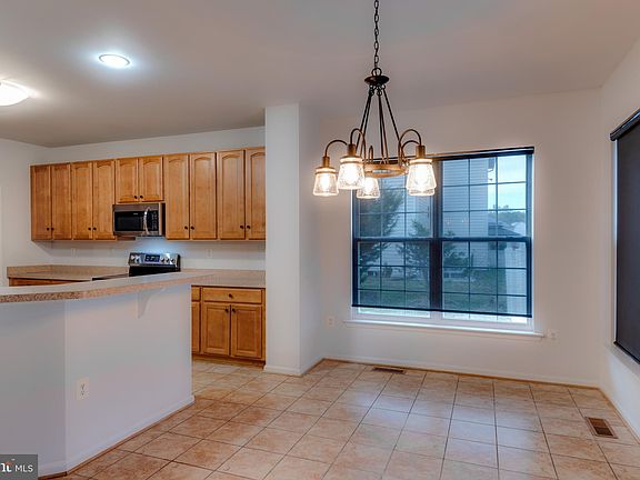 5th image of 45672 Edge Mill Ct
