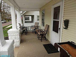 3rd image of 176 Fairfield Ave