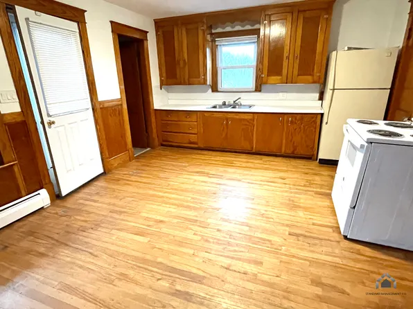 208 Northern Ave, 208 Northern Ave APT 3, Augusta, ME 04330