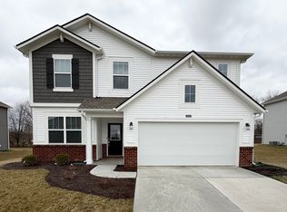 1560 Covington Blvd, Franklin, IN 46131