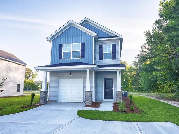 312 Ballfield Rd, Camden, SC 29020