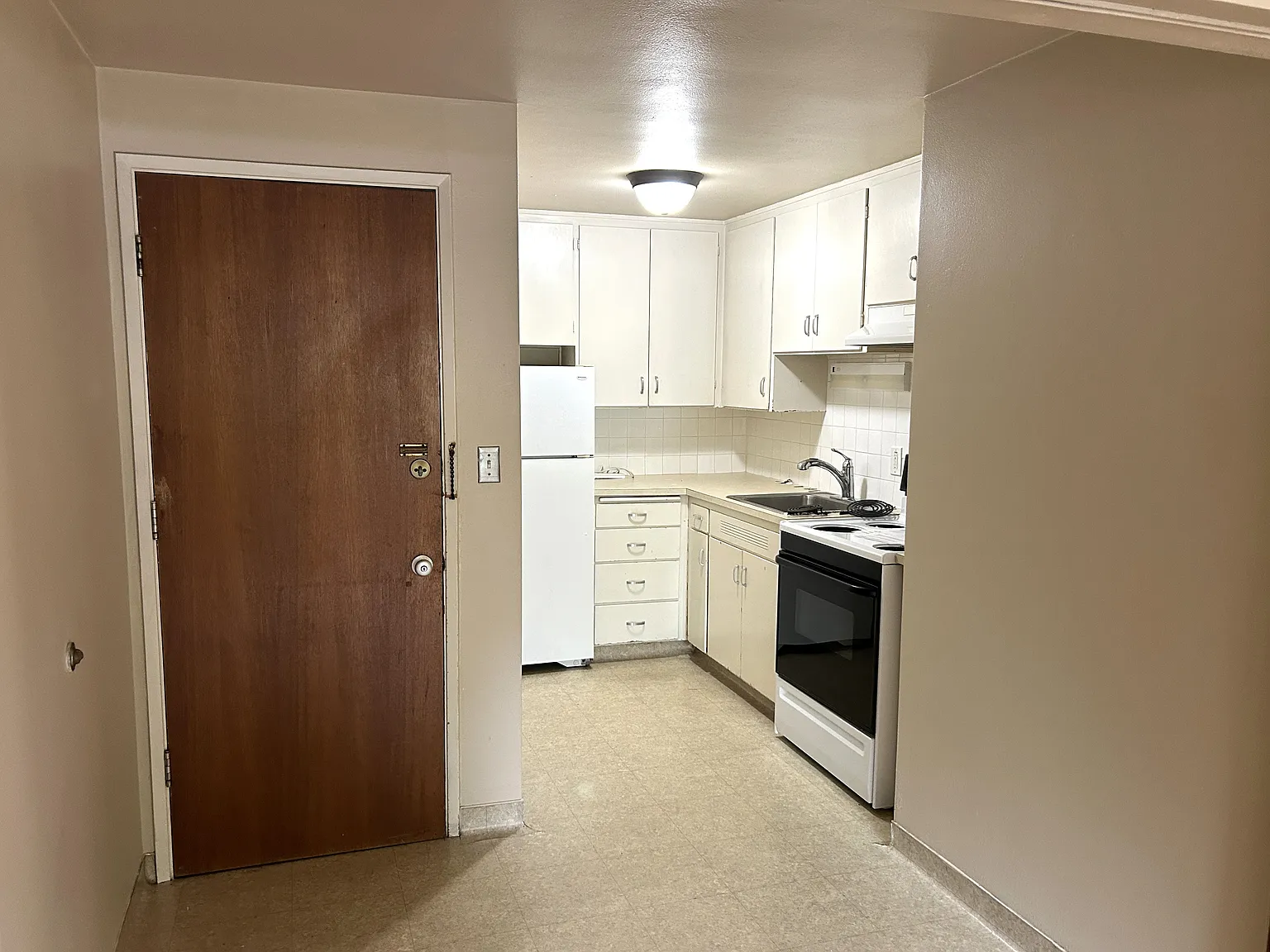 2900 NW Polk Ave — Photo 4