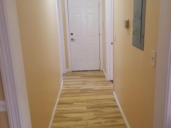 4th image of 45 Sterling St