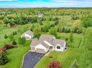 26186 102nd St NW, Zimmerman, MN 55398