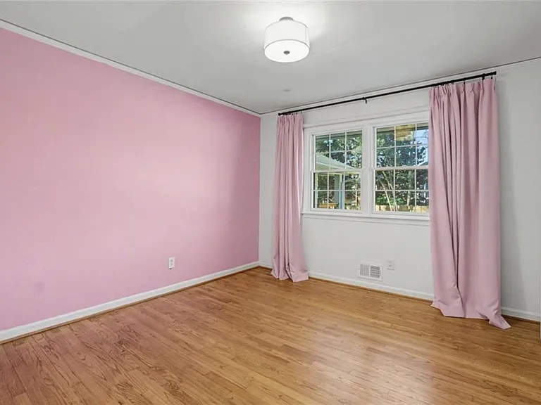 7330 Hunters Branch Dr NE — Photo 37