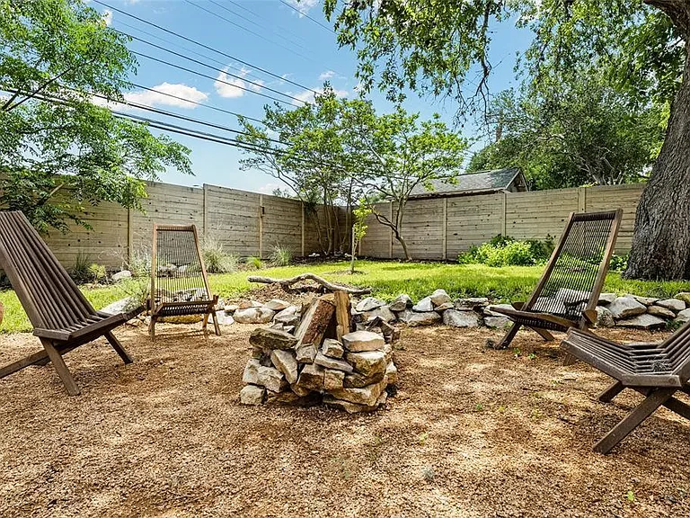 1809 Sylvan Dr — Photo 33