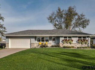 5402 Mary St, Omaha, NE 68152