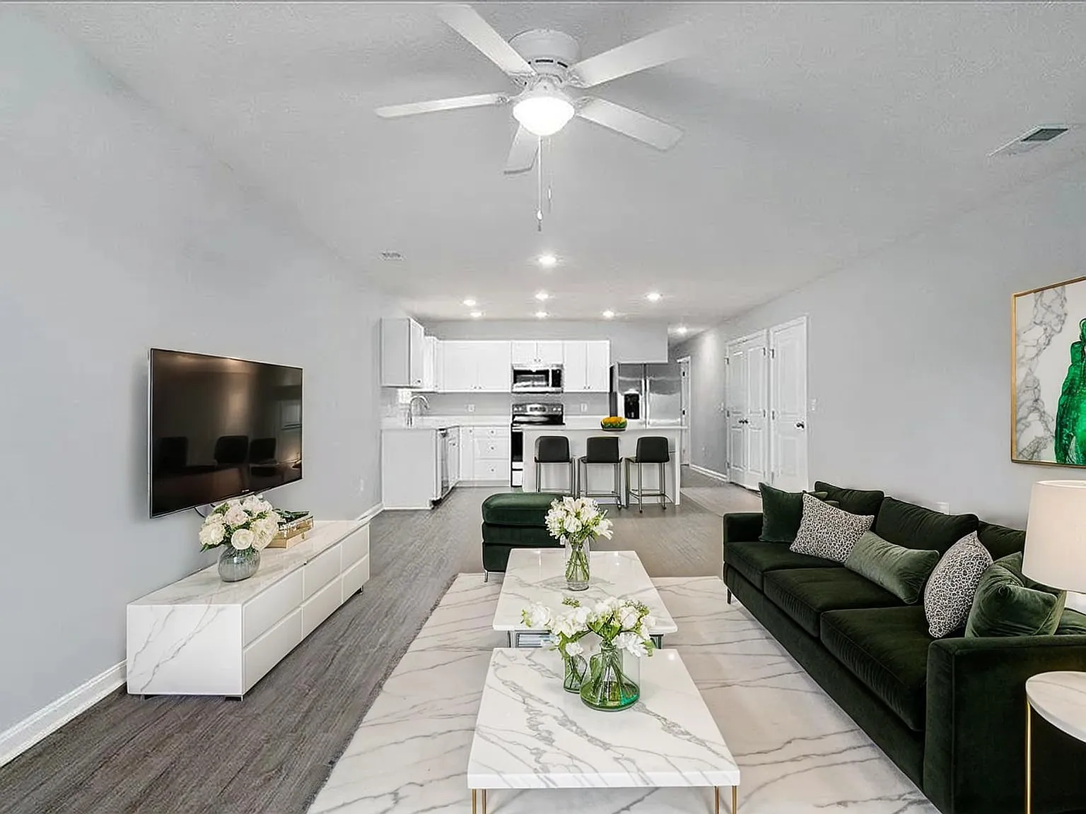 Circle Point Villas — Photo 4