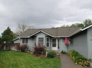 2822 SW 26th Ct, Redmond, OR 97756