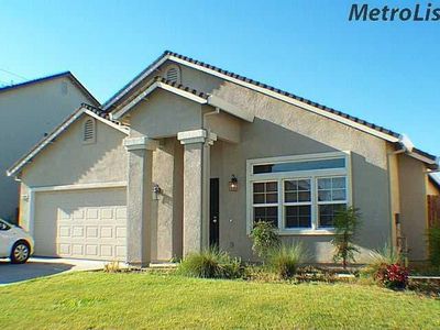 7860 52nd Ave, Sacramento, CA, 95828