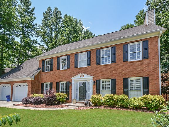 3rd image of 3014 Tallowood Dr NW