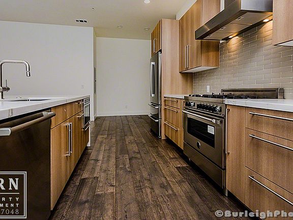 3rd image of 1312 Laurel Streetpenthouse #201