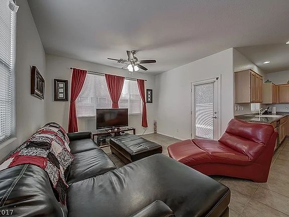 5th image of 10582 El Cerrito Chico St