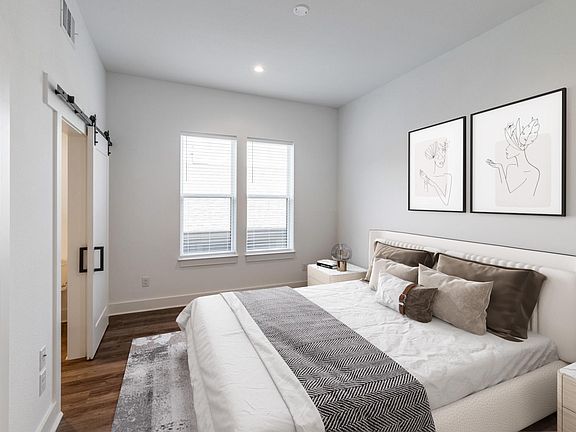 2nd image of 617 N Tyler St #304