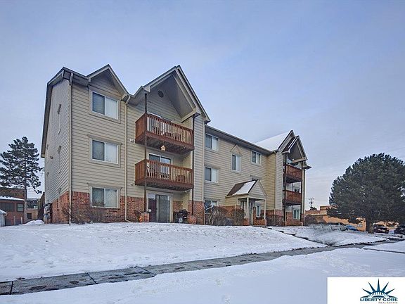 2nd image of 5016 California St APT 7
