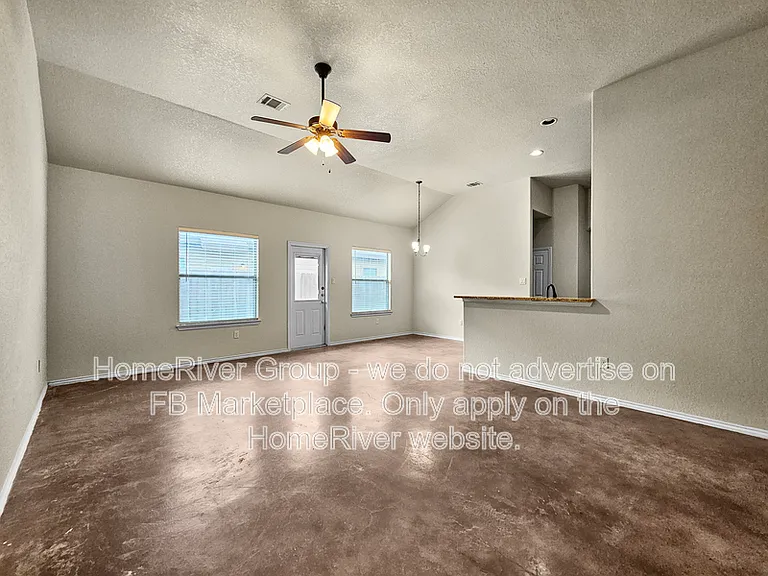 2564 Pahmeyer Rd — Photo 3