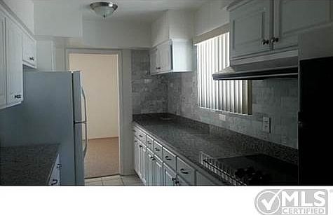 3rd image of 212 F Ave