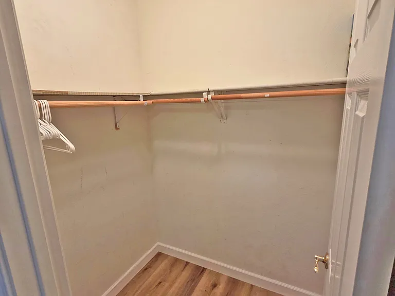 4312 Lafayette Dr — Photo 12