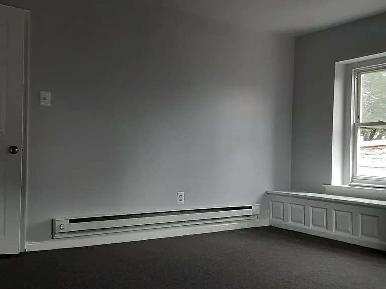 4927 Knox St #2 — Photo 15