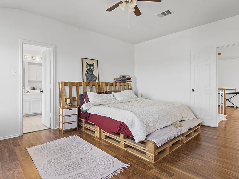 13524 Lyndon B Johnson St — Photo 30