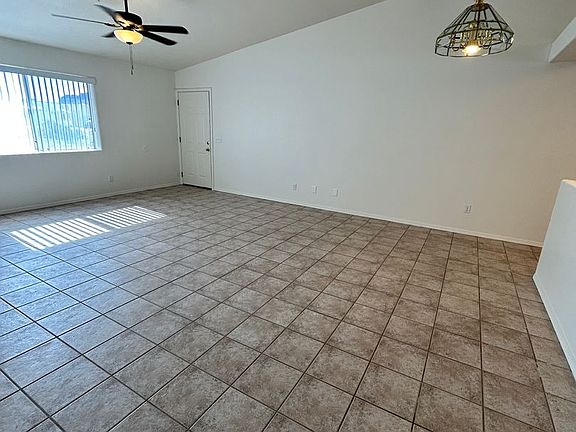 4th image of 3289 Tolteca Dr Unit 101
