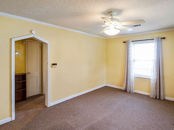 5th image of 4905 Cameron Ln
