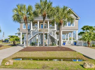 3635 Foremast Dr, Galveston, TX 77554