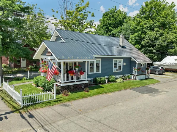 50 Gilford Avenue, Laconia, NH 03246