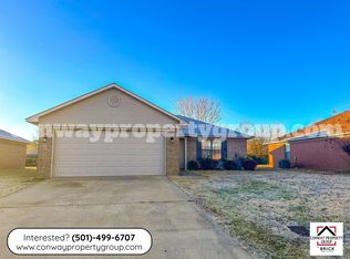 1735 Longfellow Dr, Conway, AR 72034