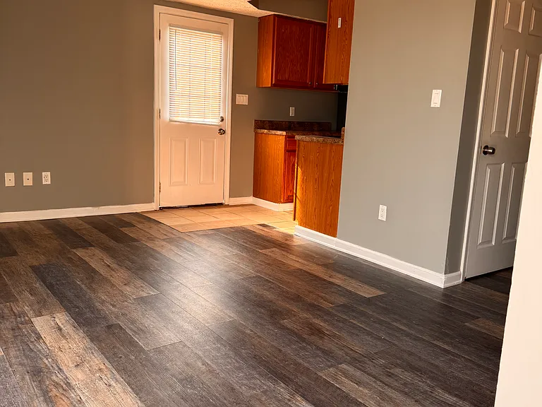 292 Audley Ave #A — Photo 8