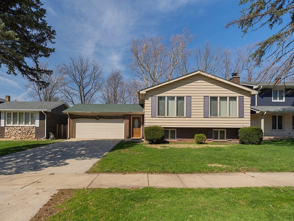 1st image of 4242 Pinewood Ln