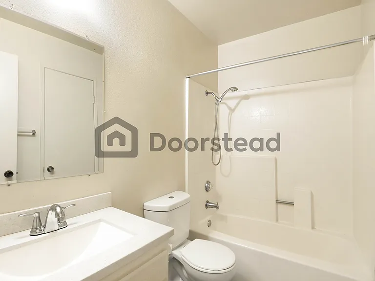 3104 Jaguar Way #B — Photo 19