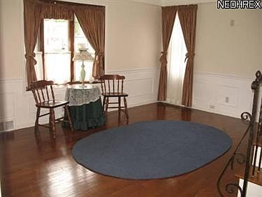 3rd image of 12171 Woodview Blvd