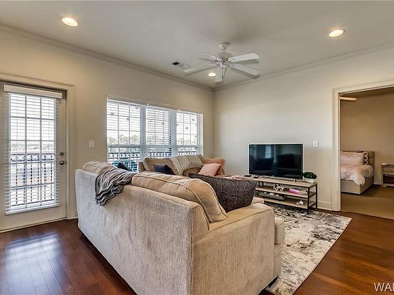 2nd image of 700 15th St Unit 3301