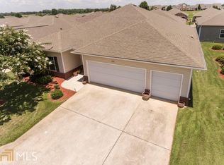 206 Pebble Beach Dr, Perry, GA 31069
